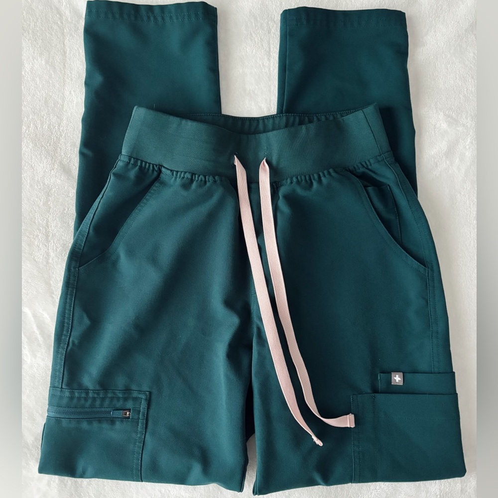 Figs Straight Leg Scrub Pants in Teal with Pink Drawstring